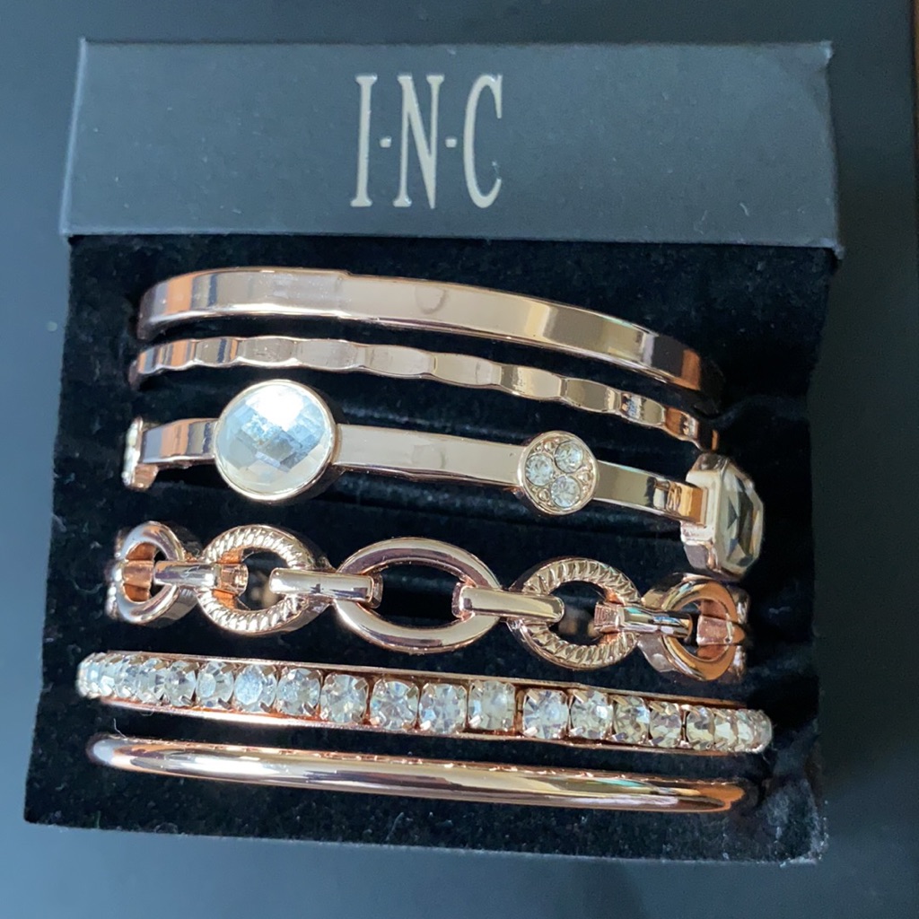 New Inc Crystal Rose Gold 6 Piece Bangle Set 22$
